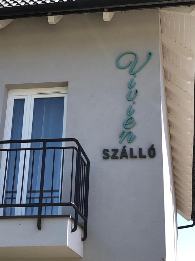 Vivien Szallo Szeged Luaran gambar